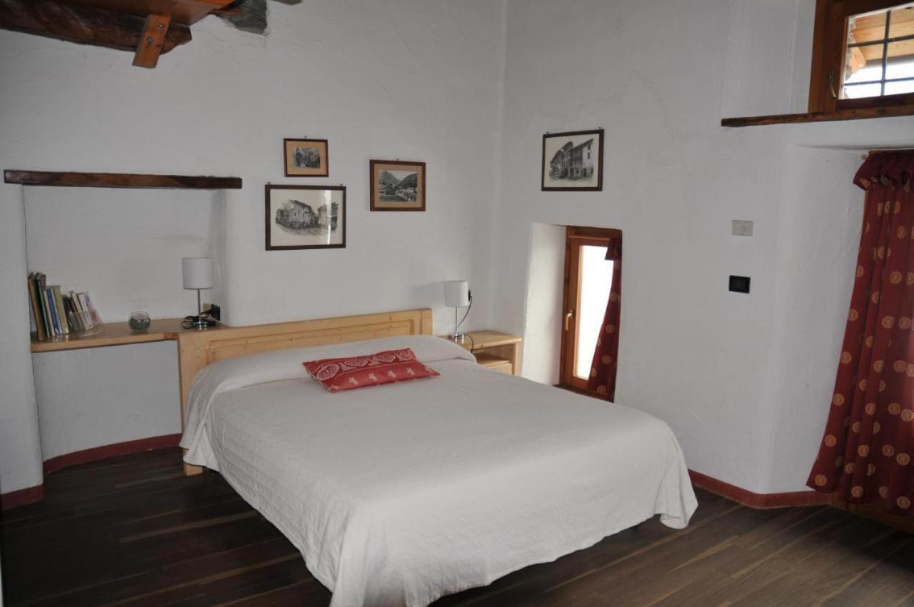 La Mine D'Antan Hotel Ollomont Buitenkant foto